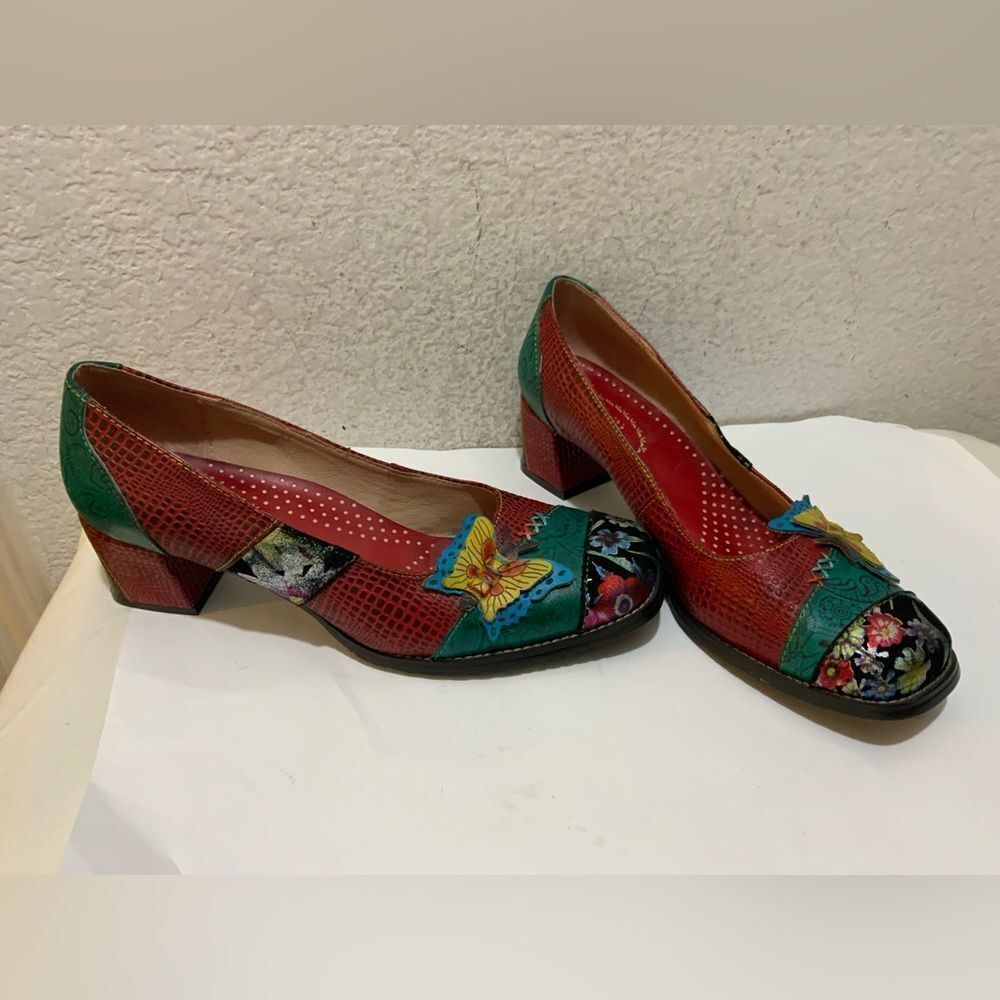 Obiono Womens Sz 10/41 Unique Handpainted Leather Square Heel Butterfly Shoes